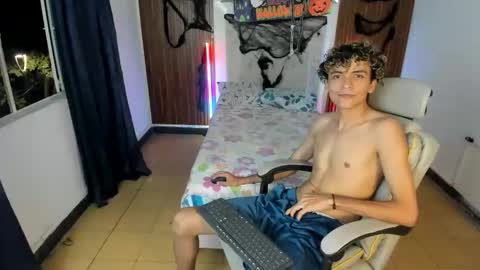 hot bunny online show from October 29, 2:03 am