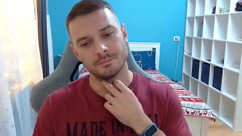 hot_cap_77 online show from December 14, 3:30 pm