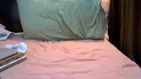 hotboyvicky online show from January 17, 8:37 pm