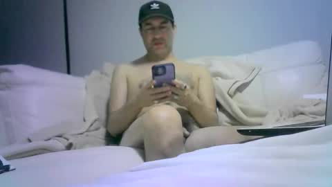 hottitan  twitter Marianoshcam online show from May 21, 3:35 am