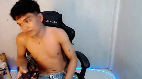 hotking_cummer online show from February 22, 12:39 pm