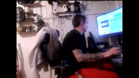 hotkinkytat online show from January 13, 1:56 am