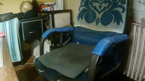 Snapshot of hotleopold chatting on October 19, 10:35 pm hotleopold online show from October 19, 10:35 pm