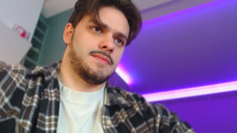 Jason online show from December 14, 2:01 am