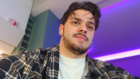 Jason online show from December 15, 2:19 am