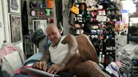 hotstuff775616 online show from March 19, 2:04 am