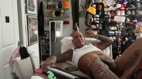 hotstuff775616 online show from February 12, 4:51 am