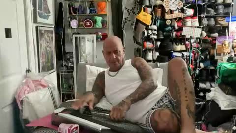 hotstuff775616 online show from March 10, 2:39 am