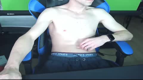 hotsummerboy89 online show from January 24, 2:51 pm