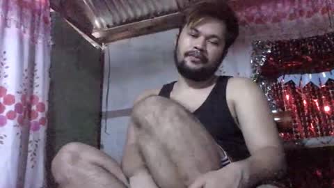 HottestPinoy32 online show from December 4, 7:06 am
