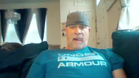 hotyummycock69 online show from October 28, 12:51 pm