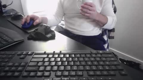 hoverday online show from February 8, 1:48 pm