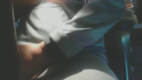 Howard817 online show from January 7, 10:41 pm