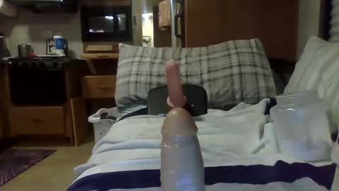 Snapshot of hoytme chatting on December 12, 10:56 am hoytme online show from December 12, 10:56 am