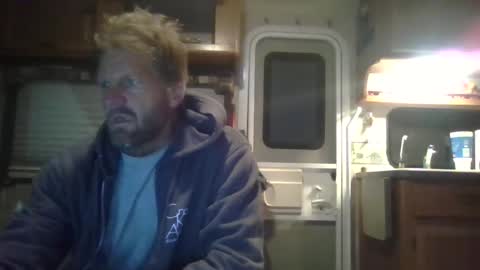 Snapshot of hoytme chatting on January 3, 6:44 am hoytme online show from January 3, 6:44 am