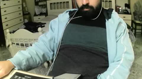 hugeveiny online show from March 17, 12:40 pm