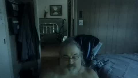 lonely huggy bear online show from July 23, 11:51 am