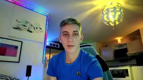 Hugo online show from January 14, 9:30 pm