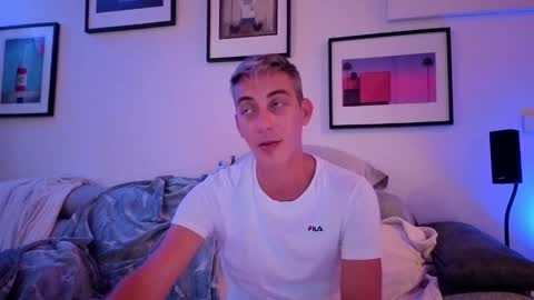 Hugo online show from September 11, 8:30 pm