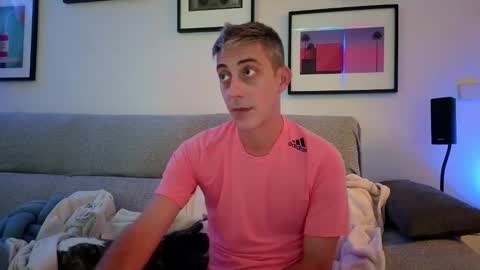 Hugo online show from October 13, 8:37 pm