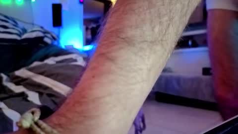 Hugo online show from December 30, 10:01 pm