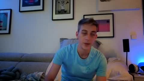 Hugo online show from January 31, 9:05 pm