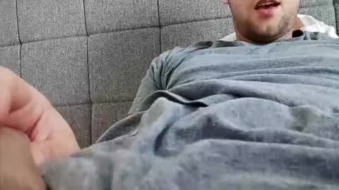 hukssss online show from November 1, 8:18 am