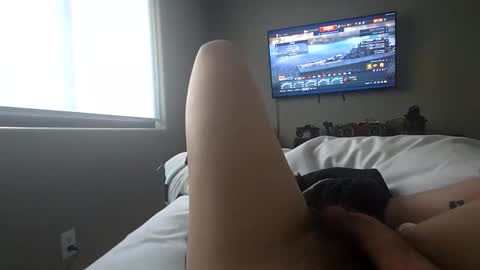 hungandhungover69 online show from January 14, 11:30 pm