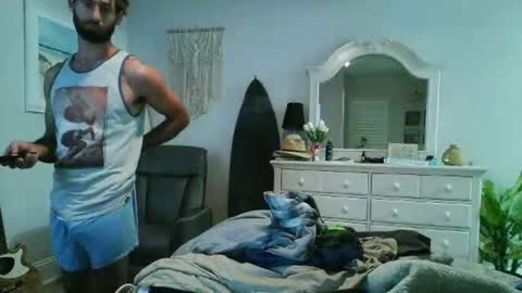 hungk34 online show from December 18, 1:15 am