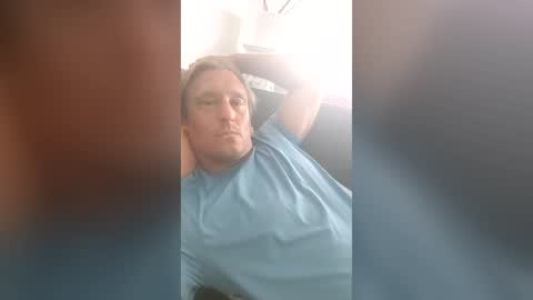 hunksomee online show from August 8, 2:02 pm