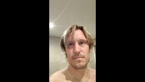 hunksomee online show from June 7, 4:58 pm