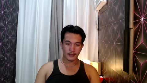 hunkylloyd online show from December 28, 6:29 pm