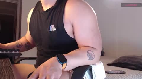   online show from April 7, 11:10 am