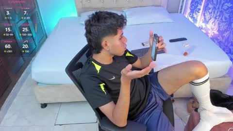 Lucas online show from June 5, 8:25 pm