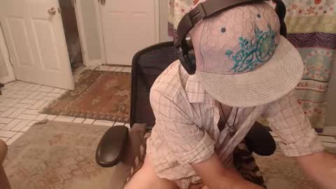 Hunter XX 420 online show from September 25, 12:09 am