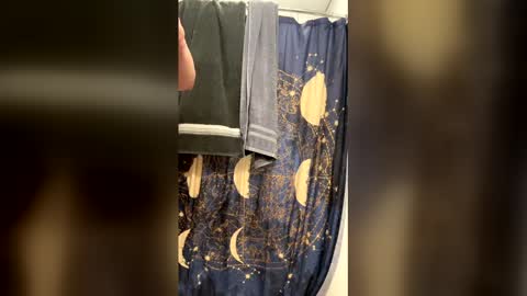 hydrakinglaser online show from February 25, 5:14 pm