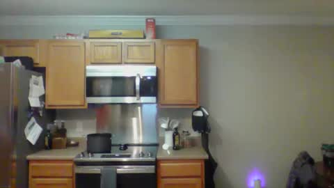 hydro9421 online show from October 31, 12:45 am