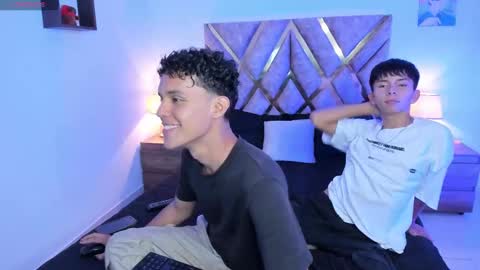 Son Hyunjin online show from September 27, 9:56 pm