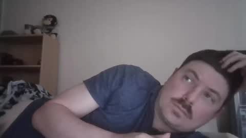 iaguy0587 online show from April 8, 7:22 pm