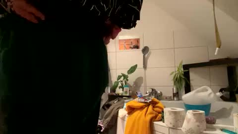 Phil online show from November 1, 9:30 pm