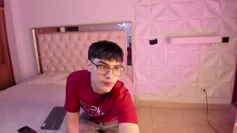 iamjuanjoc online show from February 4, 3:12 am