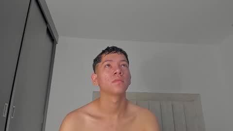 Juliiiiian online show from March 21, 10:31 am