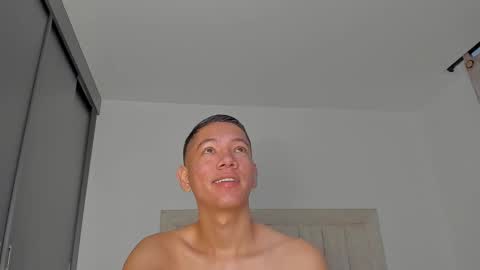 Juliiiiian online show from January 13, 11:36 am