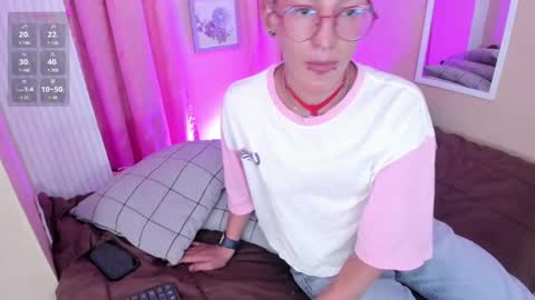 ian  online show from February 20, 3:56 am