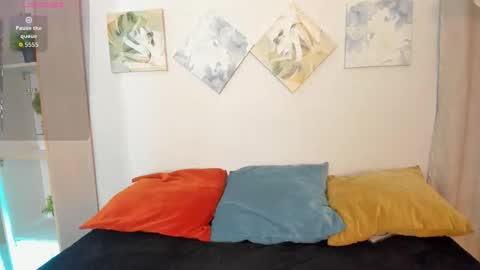 ian  online show from November 9, 4:38 am