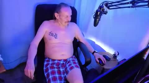 Rich online show from April 15, 11:59 pm