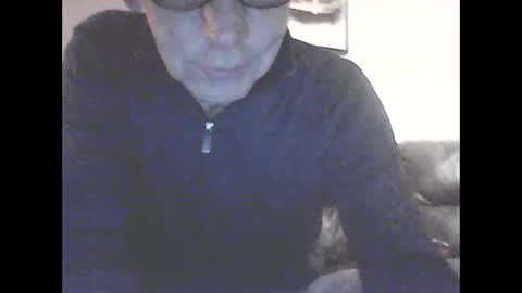 icemandude online show from December 13, 10:05 pm