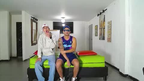 THOMAS AND DAMIAND online show from November 23, 12:16 pm