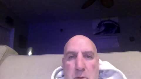 icumming online show from March 30, 2:23 am