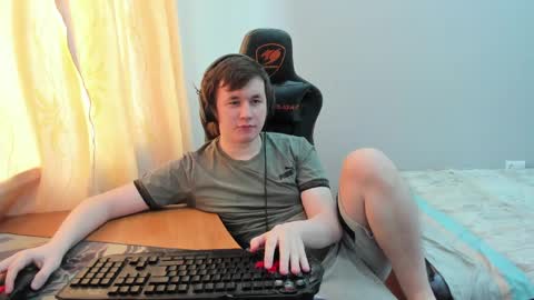 iliaskris online show from March 27, 8:26 am